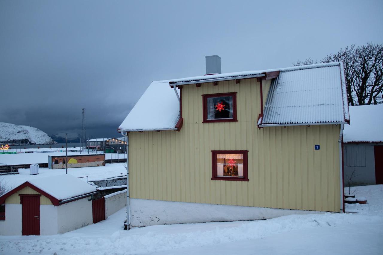 Cosy Old House Vagar Next To Mykines Villa Sørvágur Eksteriør bilde
